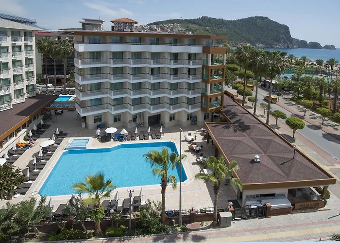 Riviera Hotel & Spa