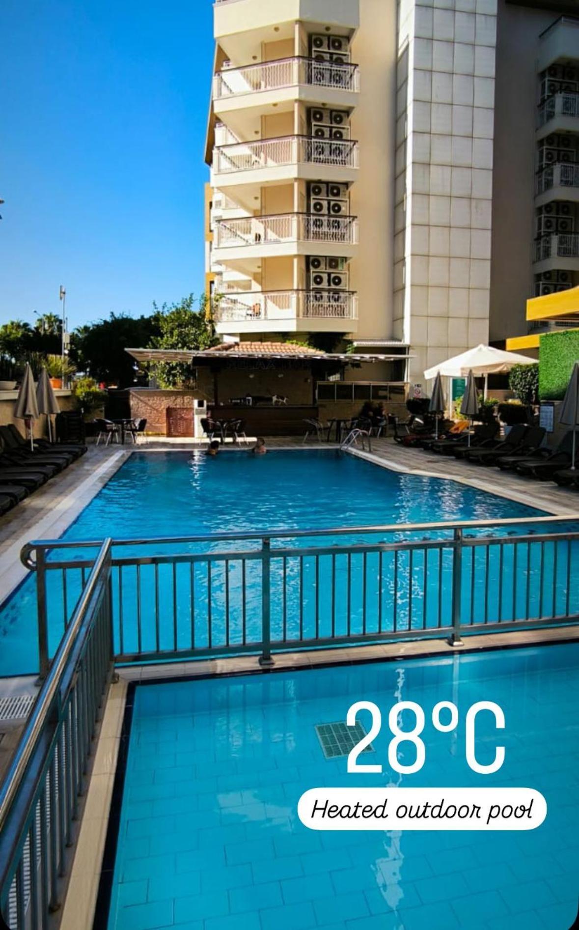 Riviera & Otel 4*