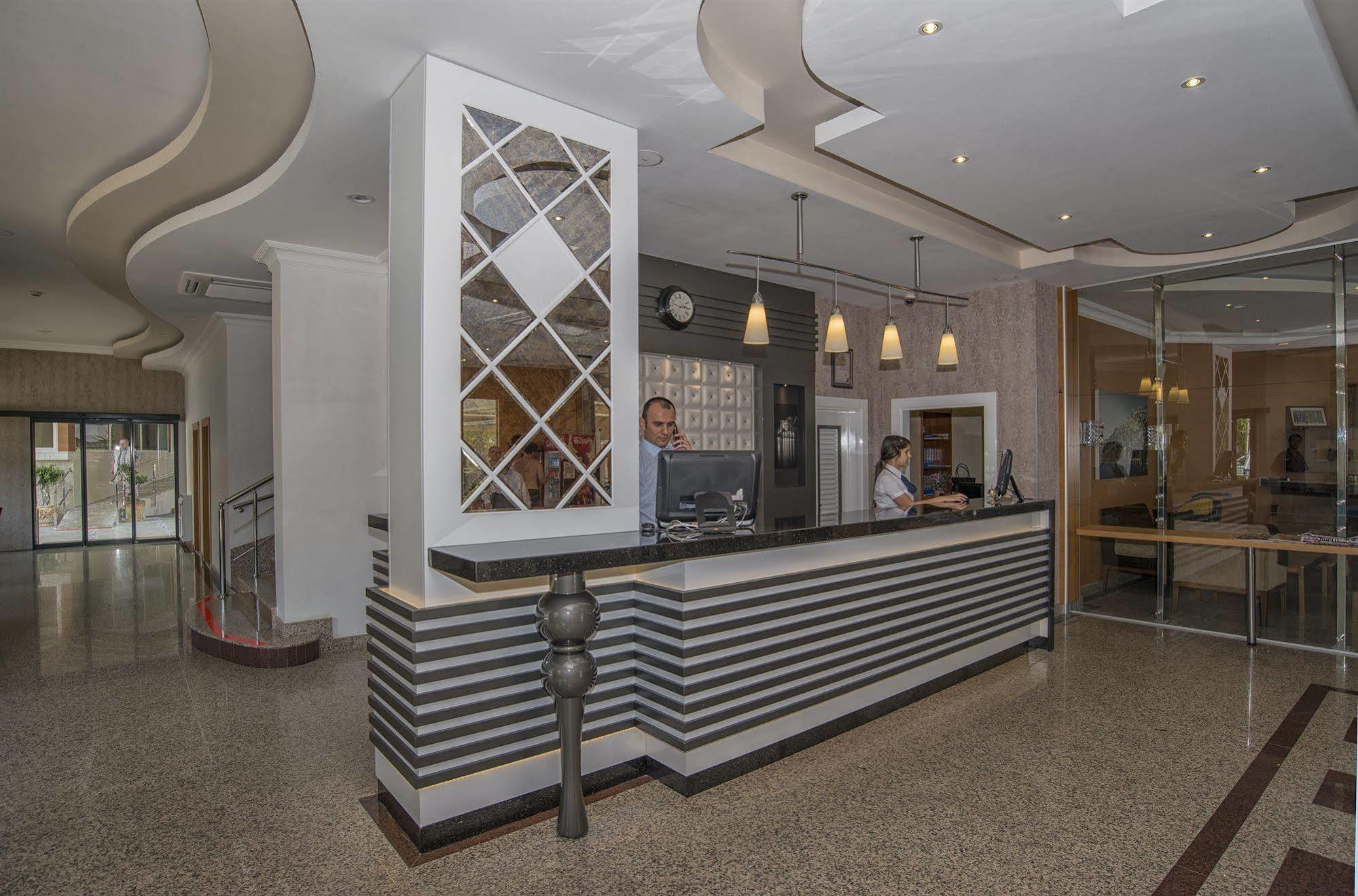 Otel Riviera & Alanya